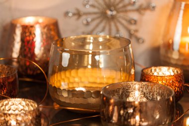 Gelecek sezon için Noel süslemesi