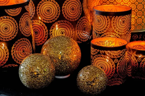 Gelecek sezon için Noel süslemesi