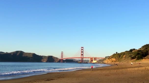 Golden Gate Bridge Seen Baker Beach San Francisco California Usa — Stock Video