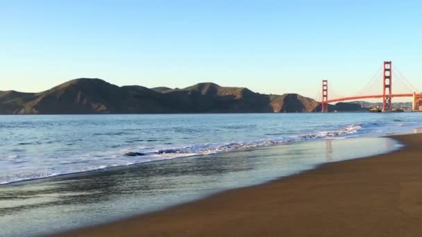 Golden Gate Bridge Seen Baker Beach San Francisco California Usa — Stock Video