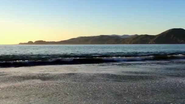 Golden Gate Bridge See Baker Beach Sunset San Francisco California — стокове відео