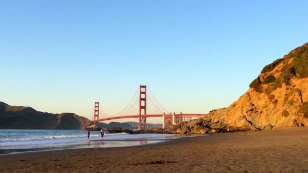 Golden Gate Köprüsü Baker Sahili Nden Gün Batımında San Francisco — Stok video