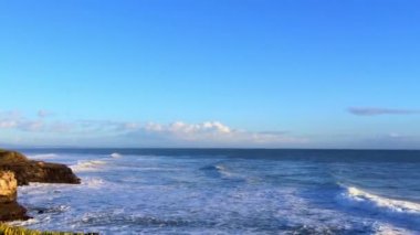 Gün batımında Doğal Köprüler Eyalet Sahili, Santa Cruz California, ABD