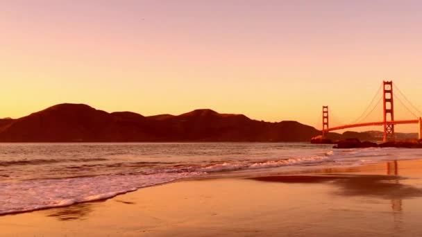 Golden Gate Bridge Vista Baker Beach Pôr Sol São Francisco — Vídeo de Stock