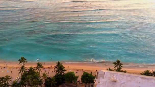 Prachtig Uitzicht Stille Oceaan Golven Buurt Van Hawaiian — Stockvideo