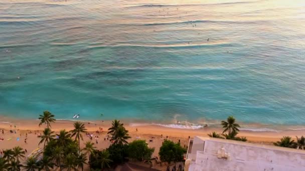 Prachtig Uitzicht Stille Oceaan Golven Buurt Van Hawaiian — Stockvideo
