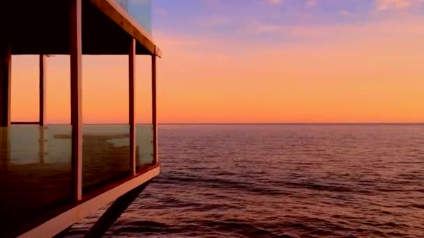 Modern Gebouw Zuma Beach Malibu Bij Zonsondergang Californië Verenigde Staten — Stockvideo