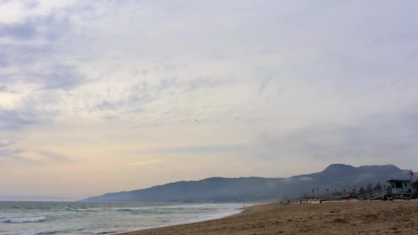 Zuma Beach Malibu Bij Zonsondergang Californië Verenigde Staten — Stockvideo