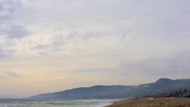 Zuma Beach Malibu Bij Zonsondergang Californië Verenigde Staten — Stockvideo