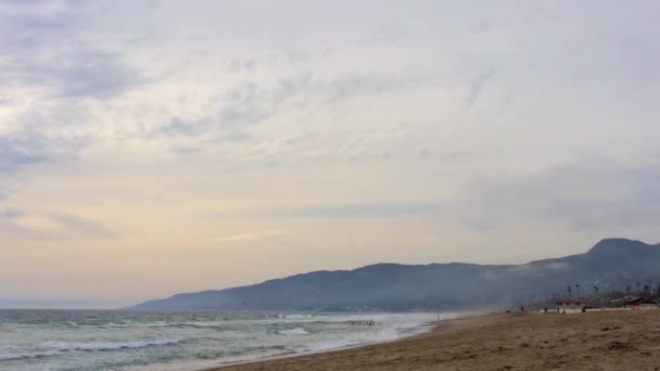 Zuma Beach Malibu Bij Zonsondergang Californië Verenigde Staten — Stockvideo
