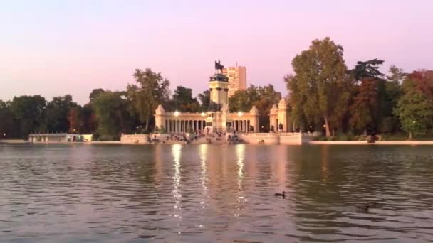 Monumento Alfons Xii Nel Parco Del Retiro Madrid Spagna — Video Stock