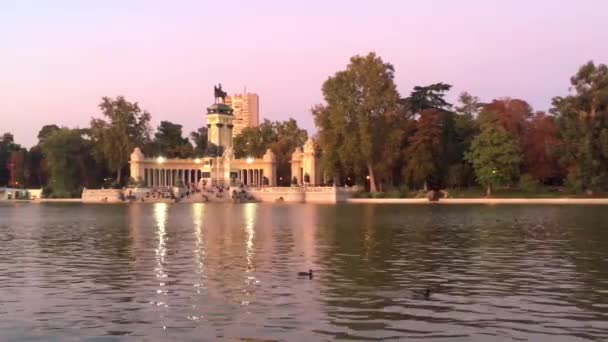 Пам Ятник Альфонсу Xii Парку Ретіро Мадрид Іспанія — стокове відео