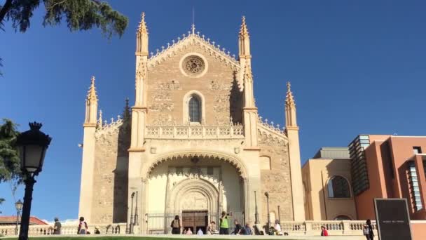 Madrid Deki Ünlü Prado Müzesi Ndeki San Jeronimo Katolik Kilisesi — Stok video