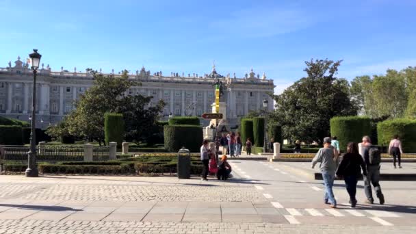 Madrid Espanha Outubro 2016 Pessoas Palácio Real Outubro 2016 Madrid — Vídeo de Stock