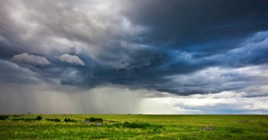Fırtına bulutları saskatchewan bozkırları