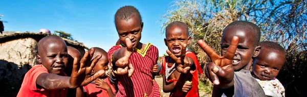 Niezidentyfikowane Dzieci Maasai Października 2012 Maasai Mara Kenii Maasai Grupą — Zdjęcie stockowe