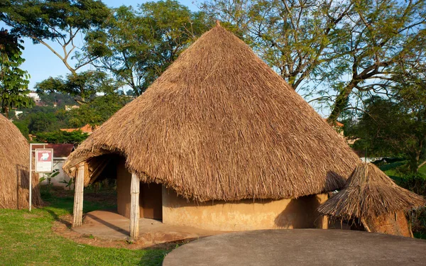 Kampala Uganda Oct Traditional African Tribal Hut October 2012 Uganda — Stock Photo, Image