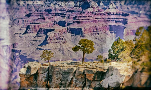 大峡谷 亚利桑那州 乌萨州 大峡谷是一个陡峭的峡谷 由美国亚利桑那州科罗拉多河雕刻而成 — 图库照片