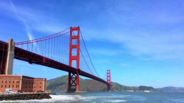 Golden Gate Köprüsü, San Francisco, California, 4K görüntü, yaklaşık Nisan 2017