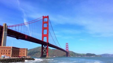 Golden Gate Köprüsü, San Francisco, California, 4K görüntü, yaklaşık Nisan 2017