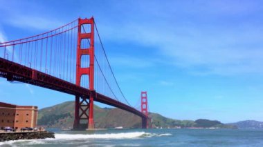 Golden Gate Köprüsü, San Francisco, California, 4K görüntü, yaklaşık Nisan 2017