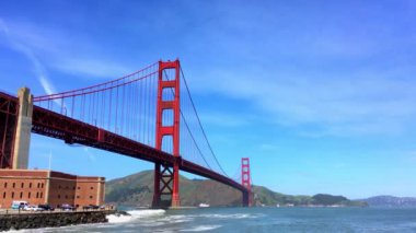 Golden Gate Köprüsü, San Francisco, California, 4K görüntü, yaklaşık Nisan 2017