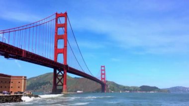 Golden Gate Köprüsü, San Francisco, California, 4K görüntü, yaklaşık Nisan 2017