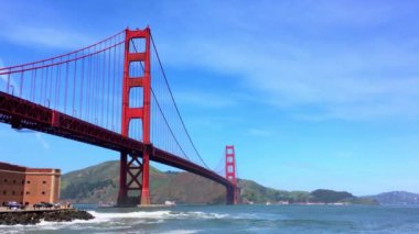 Golden Gate Köprüsü, San Francisco, California, 4K görüntü, yaklaşık Nisan 2017