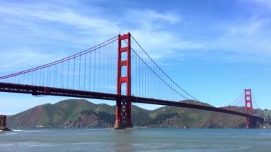Golden Gate Köprüsü Baker Sahili 'nden gün batımında, San Francisco, Kaliforniya, ABD 