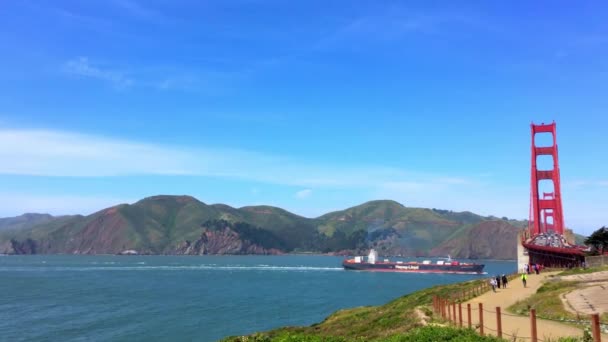 Most Golden Gate Jak Vidět Baker Beach Při Západu Slunce — Stock video