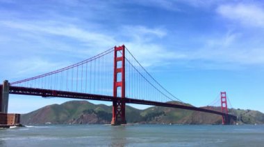 Golden Gate Köprüsü Baker Sahili 'nden gün batımında, San Francisco, Kaliforniya, ABD 