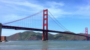 Golden Gate Köprüsü Baker Sahili 'nden gün batımında, San Francisco, Kaliforniya, ABD 