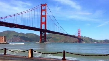 Golden Gate Köprüsü Baker Sahili 'nden gün batımında, San Francisco, Kaliforniya, ABD 