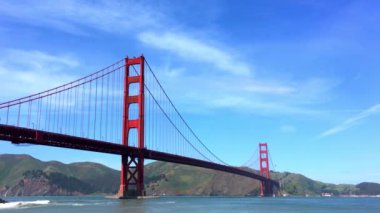 Golden Gate Köprüsü Baker Sahili 'nden gün batımında, San Francisco, Kaliforniya, ABD 