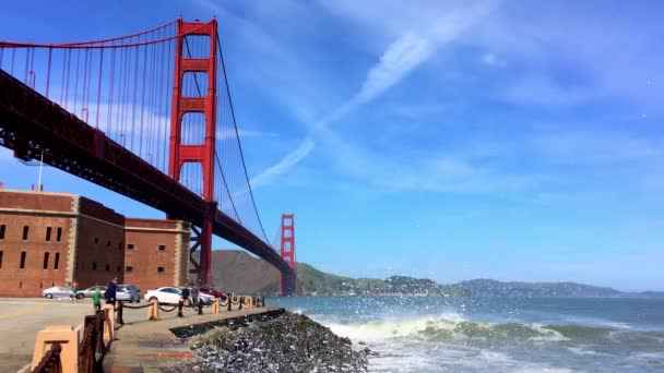 Golden Gate Bridge Sett Utifrån Baker Beach Vid Solnedgången San — Stockvideo