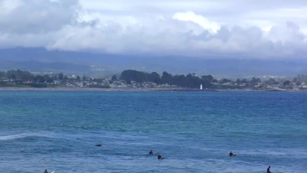 Unbekannte Surfer Santa Cruz Pleasure Point Der Nördlichen Monterey Bay — Stockvideo