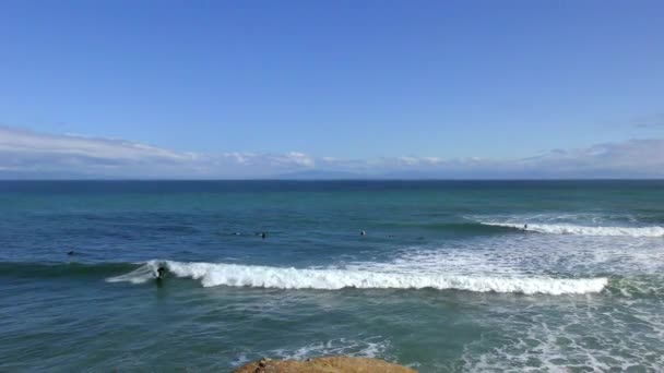Niet Geïdentificeerde Surfers Santa Cruz Pleasure Point Aan Noordelijke Monterey — Stockvideo