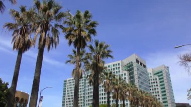 SAN JOSE, CALIFORNIA, ABD - 15 Nisan 2017: Adobe Systems genel merkezi San Jose şehir merkezindeki Park Avenue