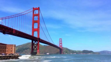 Golden Gate Köprüsü, San Francisco, California, 4K görüntü, yaklaşık Nisan 2017
