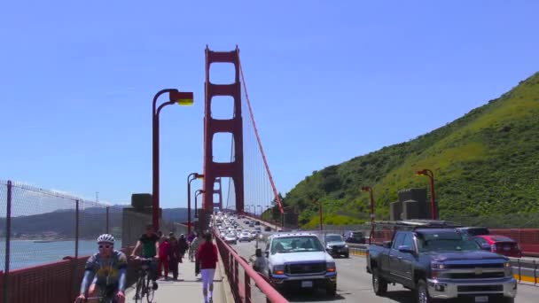 Trafiken Hängbron Över Golden Gate Det Mil Breda Sundet Mellan — Stockvideo