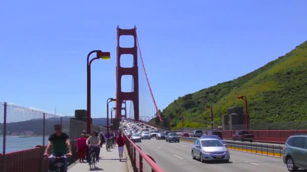 Tráfico Puente Colgante Que Cruza Golden Gate Estrecho Una Milla — Vídeos de Stock