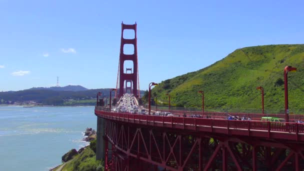 Tráfico Puente Colgante Que Cruza Golden Gate Estrecho Una Milla — Vídeos de Stock