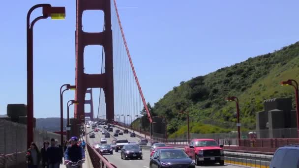 Κυκλοφορία Στη Γέφυρα Γκόλντεν Γκέιτ Σαν Φρανσίσκο Καλιφόρνια Ηπα — Αρχείο Βίντεο