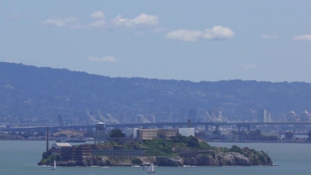 Isla Alcatraz Vista Desde Treasure Island San Francisco California — Vídeo de stock