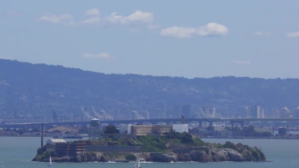 Alcatraz Island Von Treasure Island Aus Gesehen San Francisco Kalifornien — Stockvideo