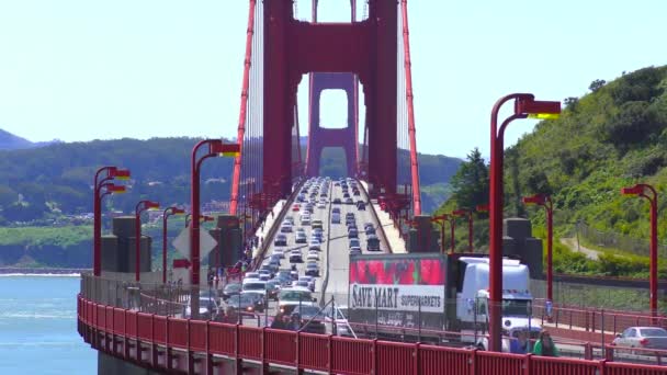 Verkeer Golden Gate Bridge San Francisco Californië Usa Circa April — Stockvideo