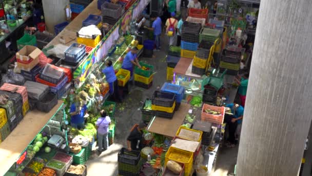 Άγνωστοι Άνθρωποι Στην Αγορά Mercado Municipal Chacao Στην Περιοχή Chacao — Αρχείο Βίντεο