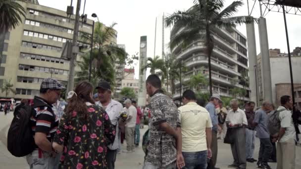 Unbekannte Berrio Park Medellin Kolumbien April 2019 — Stockvideo