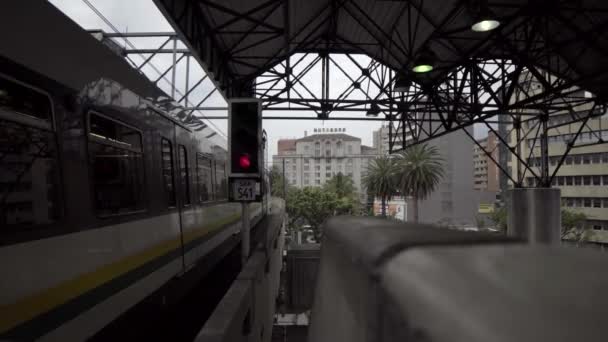 Järnvägsstation Vid Parque Berrio Berrio Park Medellin Colombia April 2019 — Stockvideo