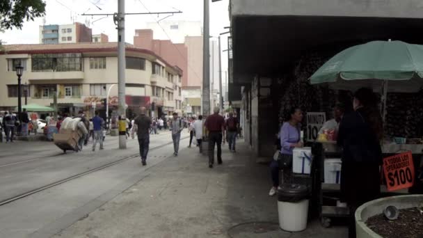 Medellin Kolombiya Şehir Merkezindeki Kimliği Belirsiz Kişiler Yaklaşık Nisan 2019 — Stok video